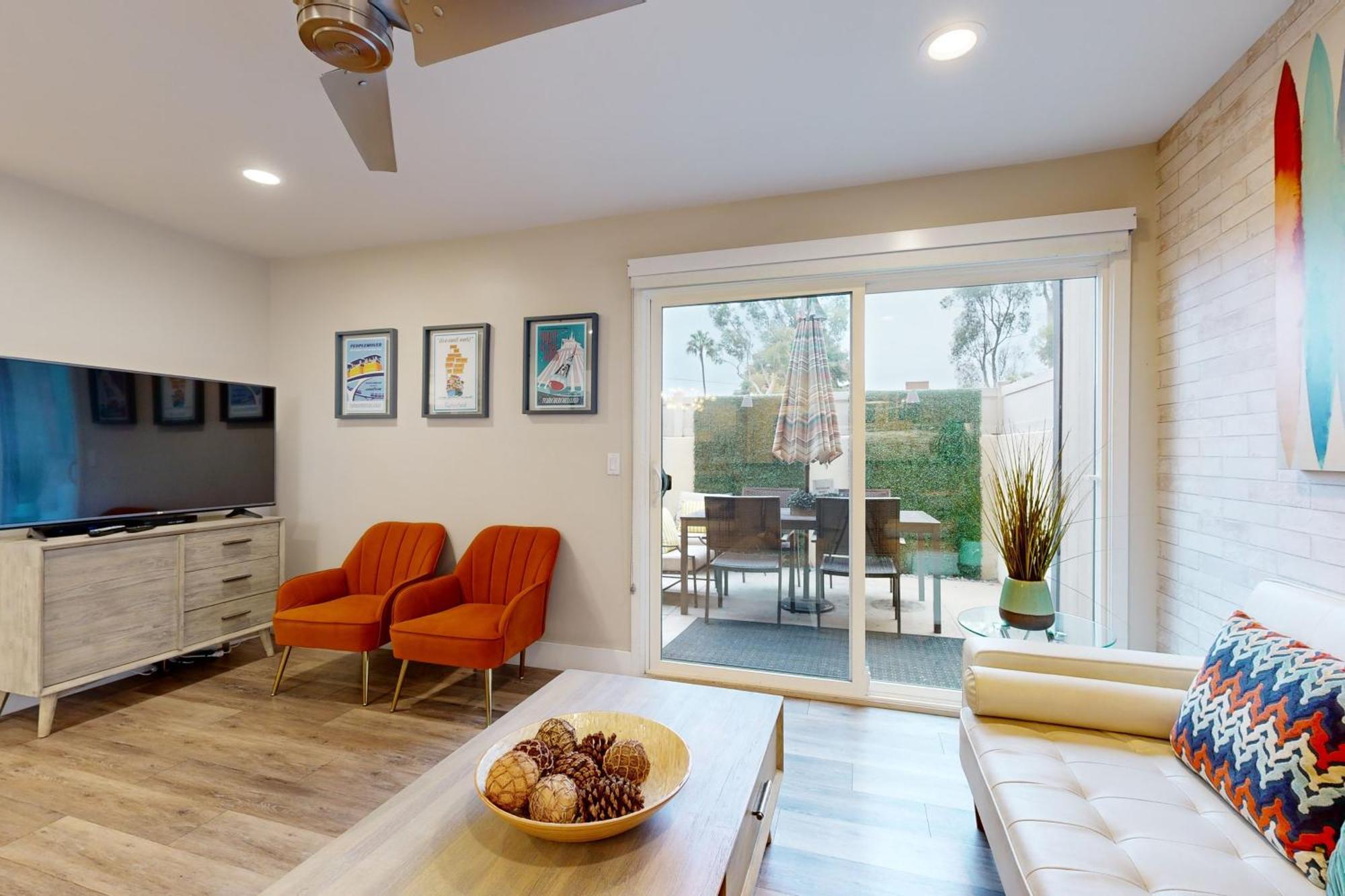 Doorstep To Disneyland Condos Anaheim Exterior foto